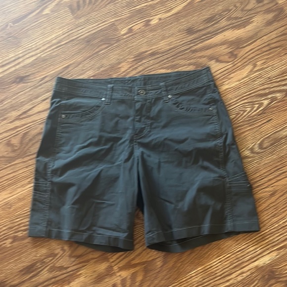KUHL cargo hiking shorts - Picture 1 of 10